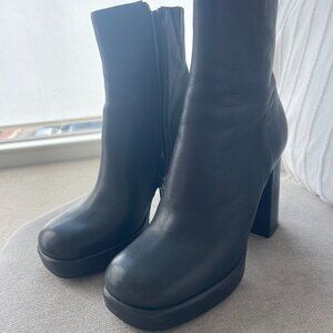 Jeffrey Campbell Platform Boot